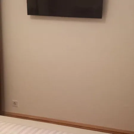Апартаменти Apartament Brasov *